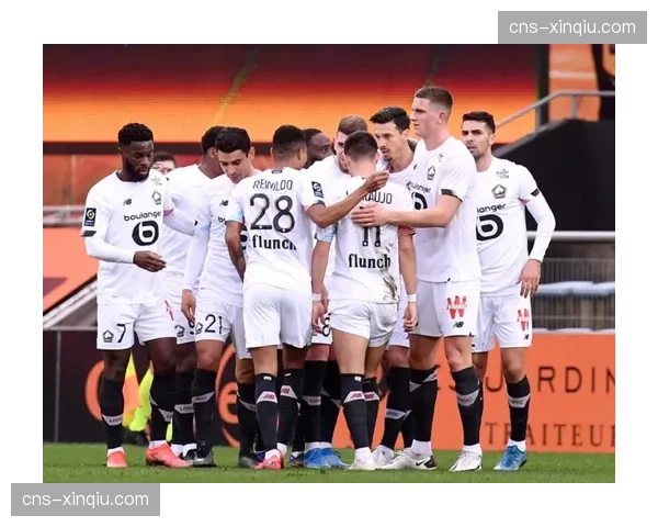 实时：南特队长穆图萨米头球破门，1-0领先斯特拉斯堡