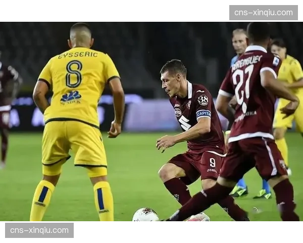 巴黎vs里昂焦点战前瞻：伤病名单出炉，主队损一将客队残阵